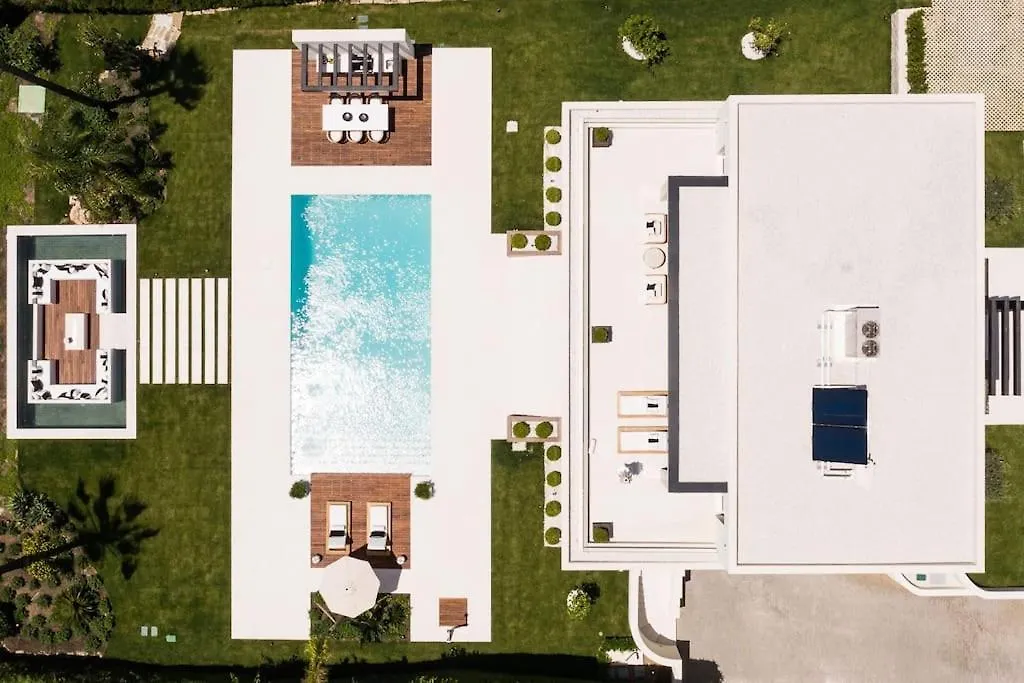 Villa Oak - 6-Bedroom Villa With Cinema Room And Pool Marbella