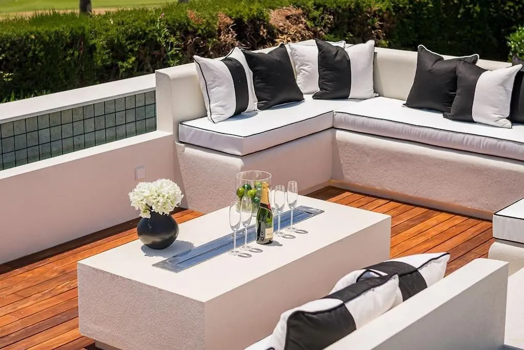 Villa Oak - 6-Bedroom Villa With Cinema Room And Pool Marbella